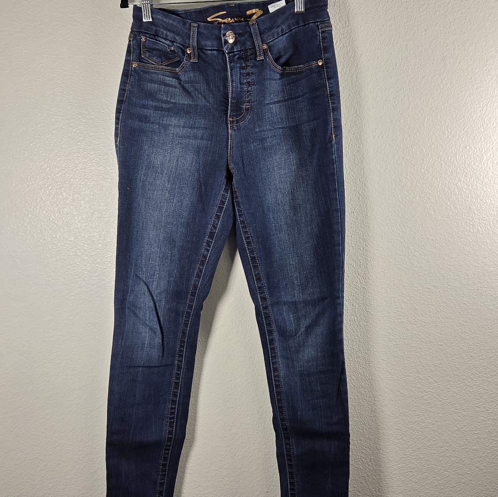 Seven7 Women's Blue Jeans Size 8